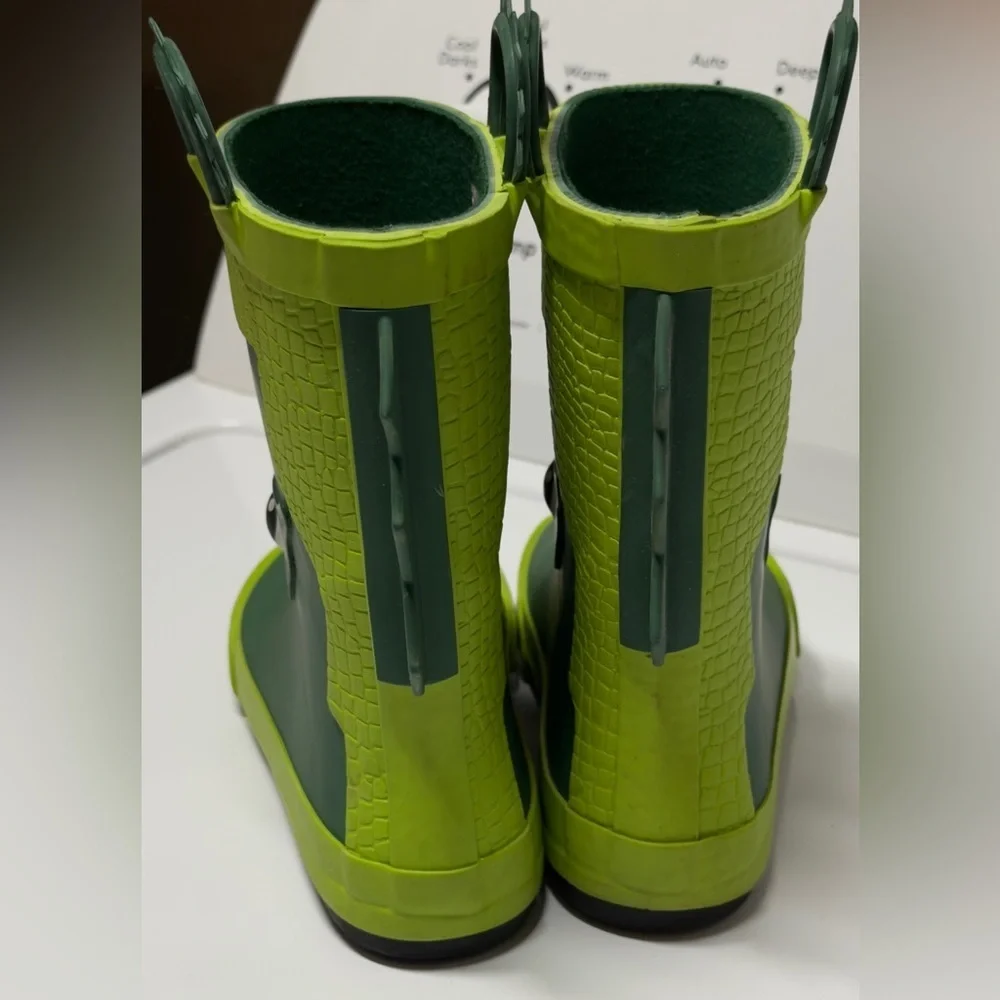 Member's Mark crocodile Boy's Easy Pull-On Lined Waterproof Rain Boots 9/10